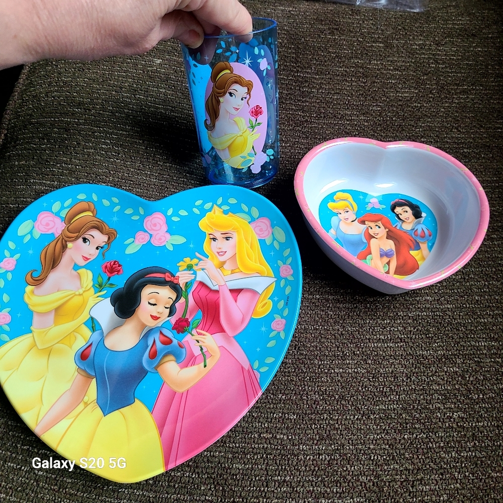 Disney Princess 3 piece dinnerware set - Picture 5 of 5